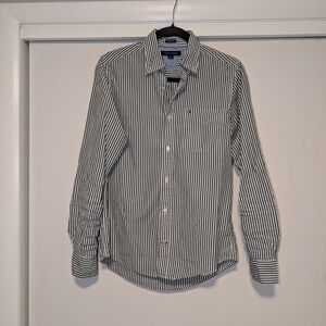 4/$16 ❇️ Tommy Hilfiger Green And White Striped Button Down Shirt